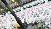 Jokowi mengatakan, perkembangan produksi PT Pindad tidak hanya meliputi peluru dan amunisi. Foto: Dok. Laily Rachev - Biro Pers Sekretariat Presiden