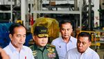 Duet Jokowi-Prabowo Pamer Alat Tempur Buatan Pindad