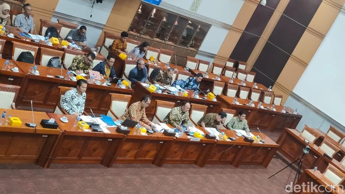 Kementerian Komunikasi dan Informatika (Kominfo) tengah menyusun rancangan penerapan registrasi pelanggan menggunakan biometrik.