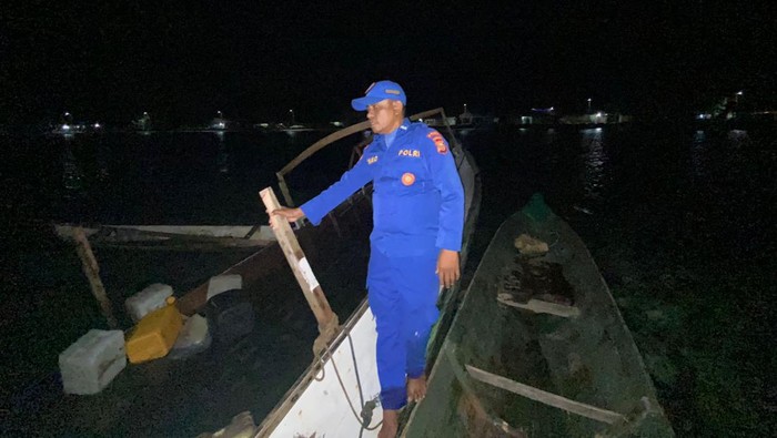 Kondisi longboat yang mengangkut 10 ekor kerbau di Kabupaten Pulau Taliabu, Maluku Utara.  Dokumen Istimewa