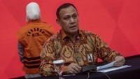 Dia akan ditahan hingga 8 Oktober mendatang.