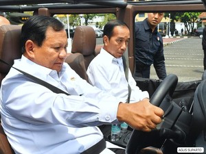 Prabowo Sopiri Jokowi Naik Maung: Tersendat-sendat Dikit