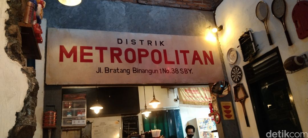 Nikmatnya mie Bangladesh di Distrik Metropolitan Surabaya