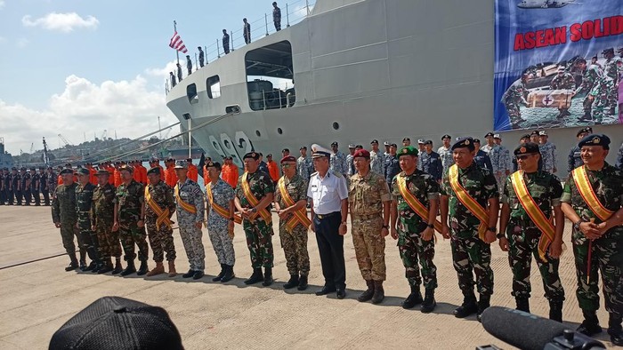 Pembukaan latihan militer bersama negara-negara ASEAN (Adrial/detikcom)