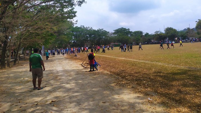 Pertandingan sepakbola PS Palembang Vs OKU Selatan berujung ricuh