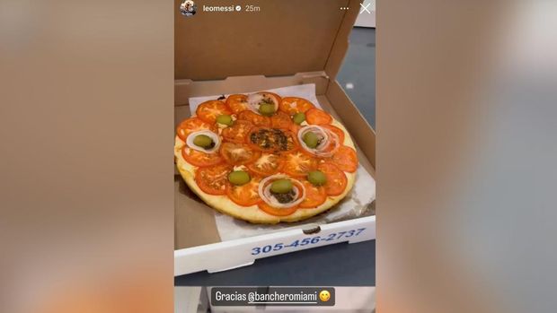 Pesanan pizza Lionel Messi. (Story Instagram @leomessi)