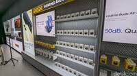 Realme Experience Store