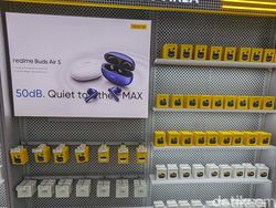 Berkunjung ke Toko Terbesar Realme di Asia Tenggara