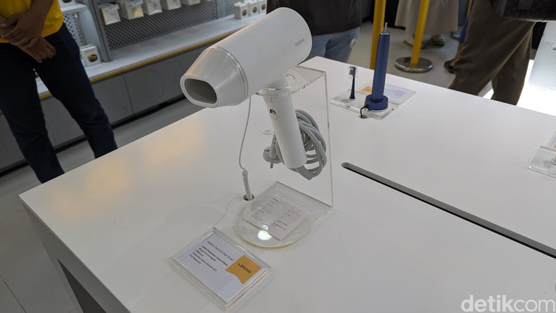 Realme Experience Store