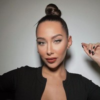 Tatiana pun menjadi WAG baru Arsenal. Wanita tersebut sebelumnya sudah sering disorot karena pesonanya. Foto: Instagram @t.trouboul