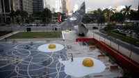 Karya tersebut digelar untuk menarik perhatian publik di tengah isu pemanasan global.  
