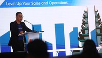 Pada kesempatan yang sama, UOB FinLab juga memulai program digitalisasi perdananya bertajuk UKM SUKSES (Sistem Usaha Kreatif dan Solusi Ekonomi Sejahtera). Kehadiran FinLab diharapkan dapat meningkatkan daya saing produk dan layanan digital di Indonesia.  