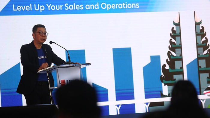 UOB FinLab untuk Dukung Digitalisasi UMKM United Overseas Bank (UOB) Indonesia meluncurkan program akselerator inovasi bisnis, FinLab. Kehadiran FinLab diharapkan dapat meningkatkan daya saing produk dan layanan digital di Indonesia.
