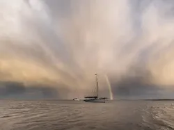 Karya Finalis Foto Cuaca 2023 Bikin Terkesima