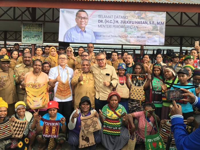 Zulkifli Hasan di Timika