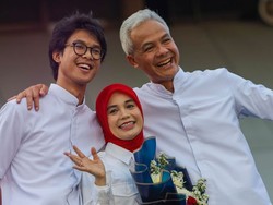 7 Foto Muhammad Zinedine Putra Ganjar Pranowo, Berparas Tampan Jarang Disorot