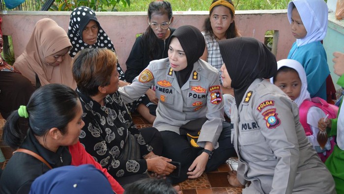 Bakti kesehatan Polri bagi masyarakat Rempang, Batam, Kepulauan Riau (Kepri).