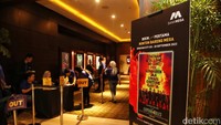 Bank Mega menyiapkan 2 studio khusus untuk para nasabah terpilih. 
