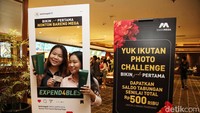 Selain Jakarta, secara bersamaan kegiatan ini juga dilakukan di Medan dan Makassar. Sementara beberapa waktu lalu Bank Mega juga mengadakannya di Bandung dan Surabaya. 