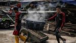 Begini Perebusan Kerang Hijau di Cilincing Jakarta Utara