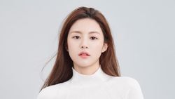 10 Artis Korea Tercantik 2025, Ada Idola Kamu?