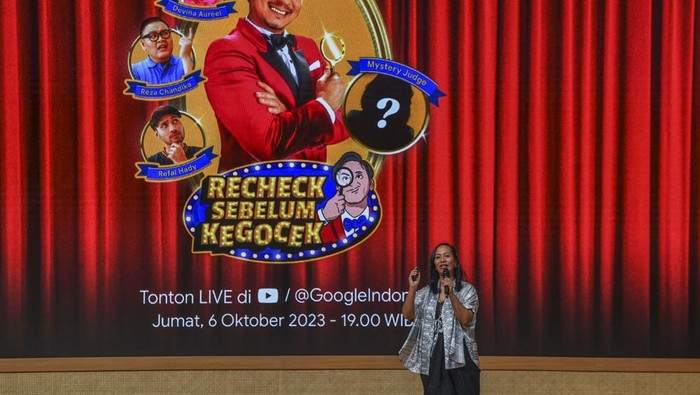 Kepala Hubungan Pemerintah & Kebijakan Publik YouTube Indonesia dan Asia Selatan Danny Ardianto menyampaikan presentasinya saat acara #YukPahamiPemilu di Jakarta, Rabu (20/9/2023). Dalam mendukung kelancaran Pemilihan Umum serentak tahun 2024 di Indonesia, Google dan YouTube menggelar kegiatan #YukPahamiPemilu yang bertujuan untuk memberikan informasi serta meningkatkan kesadaran masyarakat terhadap bahaya hoaks dengan memberikan pemahaman dalam mengidentifikasi informasi palsu. ANTARA FOTO/Galih Pradipta/hp.