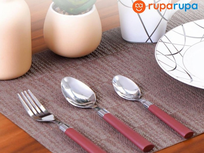 Ilustrasi sendok dan garpu