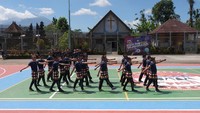 Selain program kemandirian dan Pendidikan Paket C, warga binaan juga mengikuti kegiatan rutin yakni latihan keterampilan baris-berbaris, yel-yel program rehabilitasi, latihan musik dan berolahraga dengan pengawasan ketat petugas Lapas.
