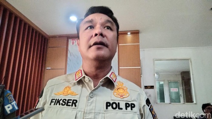 Kepala Satpol PP Kota Surabaya, M Fikser