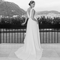 Setelah akad nikah, Kimberley dan Mark juga menggelar resepsi di Italia. Untuk pesta, ia memilih gaun yang lebih praktis, masih dari brand Dior. Foto: Instagram @ kimmy_kimberley 