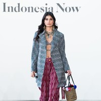 Desainer Merdi Sihombing merilis koleksi Ulos di New York Fashion Week, Amerika Serikat, Rabu [13/9/2023]. Foto: Dok. Tim Merdi Sihombing.