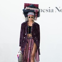 Desainer Merdi Sihombing merilis koleksi Ulos di New York Fashion Week, Amerika Serikat, Rabu [13/9/2023]. Foto: Dok. Tim Merdi Sihombing.