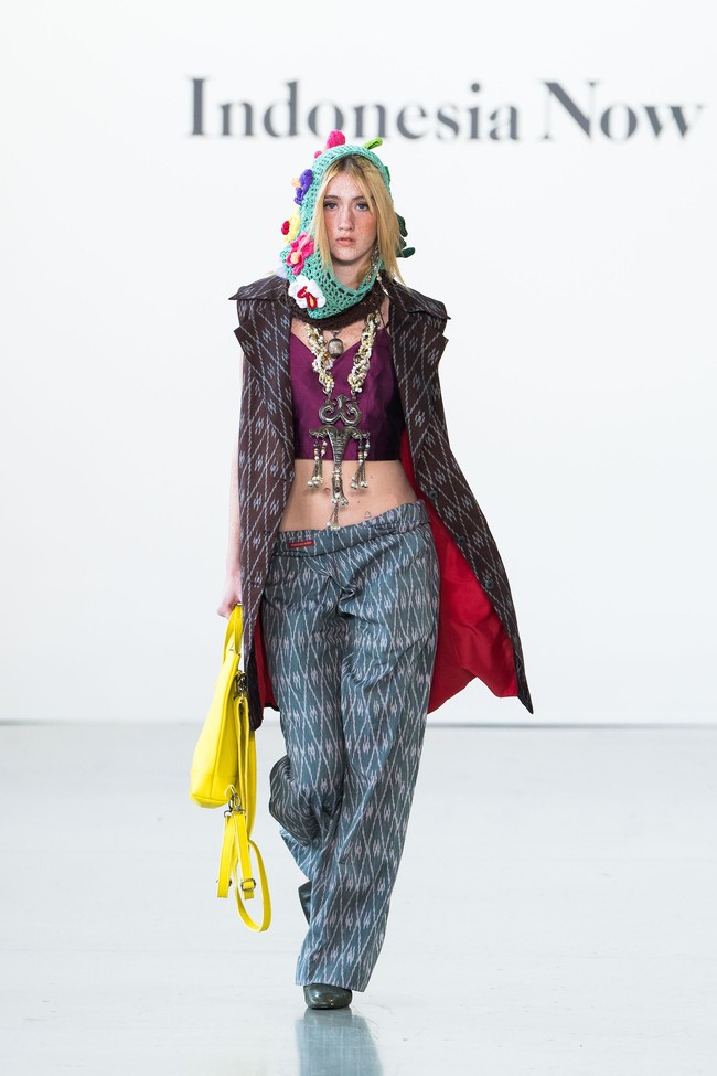 Desainer Merdi Sihombing merilis koleksi Ulos di New York Fashion Week, Amerika Serikat, Rabu [13/9/2023]. Foto: Dok. Tim Merdi Sihombing.