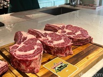 Teknik Masak Steak Broilling, Apa Bedanya dengan Grilling?