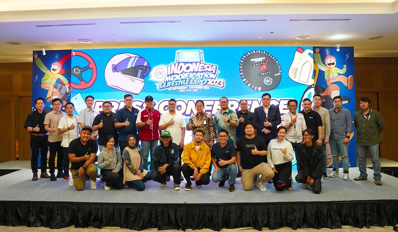 Gelaran puncak OLX IMX 2023 akan diselenggarakan di area venue Hall A-B, Jakarta Convention Center (JCC), Senayan, Jakarta, yang dapat diakses mulai pukul 10:00 – 21.00 WIB pada Jumat, 29 September hingga Minggu, 1 Oktober 2023).