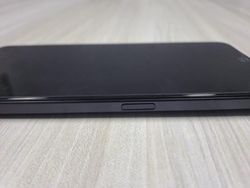 Lihat Oppo A98 Lebih Dekat, Warnanya Cantik dan Desain Elegan