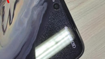 Sementara untuk kamera selfie-nya memiliki resolusi 32 MP.  Foto: Aisyah/detikINET