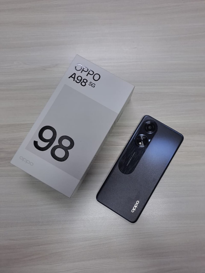 Oppo A98 5G sudah mulai pre-order. Buat kamu yang tertarik, lihat lebih dekat perangkat ini yuk.