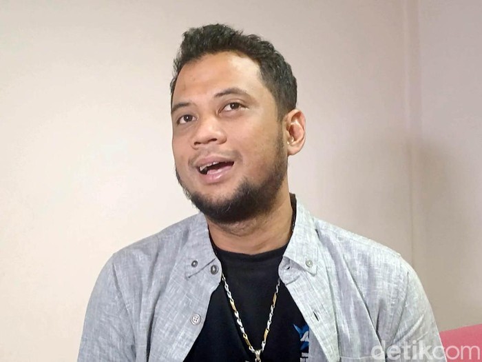 Panji Petualang saat ditemui di kawasan Studio Trans TV.