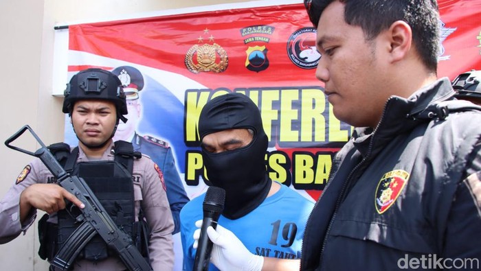 Pelaku pencabulan terhadap anak tiri di Banjarnegara, Rabu (20/9/2023).