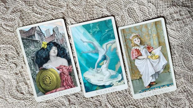 Pembacaan Kartu Tarot Lenny.