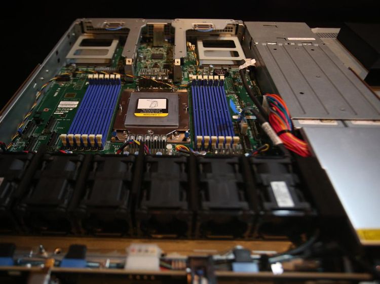 Penampakan Prosesor Mobile dan CPU Data Center Kelas Dunia