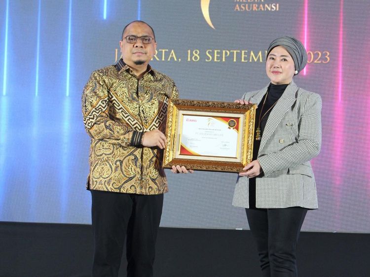 Penghargaan Best Life Insurance 2023 Berkat Kinerja Apik