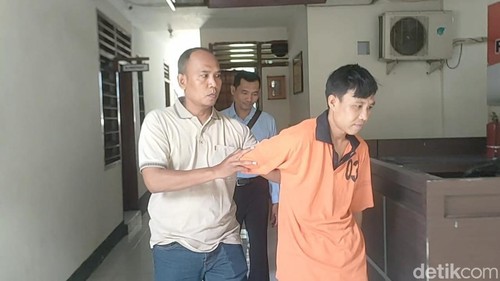 Polisi menangkap pria yang mencuri kotak amal masjid di Mataram, NTB.