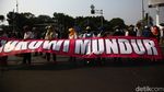 Potret Aksi Bela Rempang di Patung Kuda