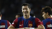 Saran Rivaldo buat Barcelona: Jual Lewandowski dan De Jong!