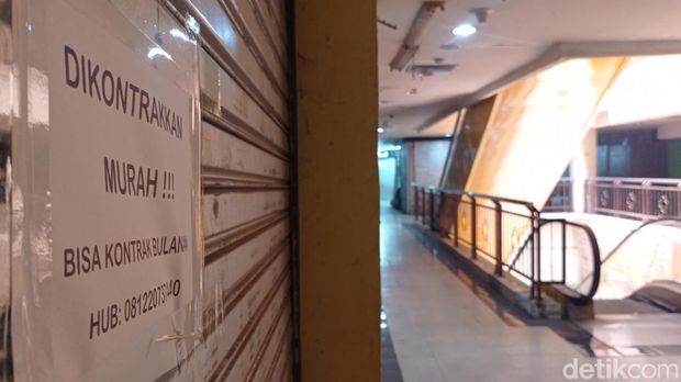 Suasana di ITC Kebon Kalapa, Kota Bandung.