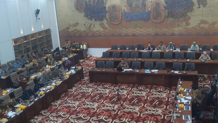 Wamen BUMN Rapat Tertutup dengan DPR