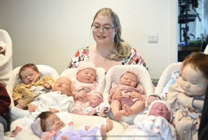Wanita punya 13 bayi palsu