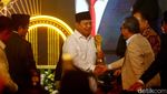 CT Serahkan detikcom Awards ke Prabowo Subianto